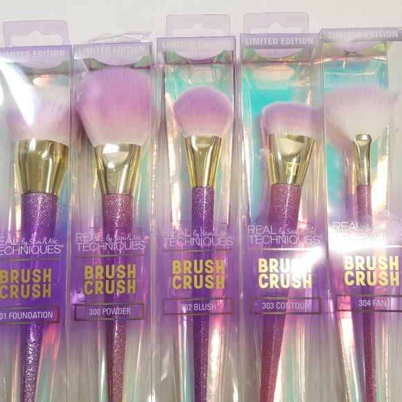 Real Techniques by Sam & Nic Face Brushes Lot of 5 - Picture 3 of 4